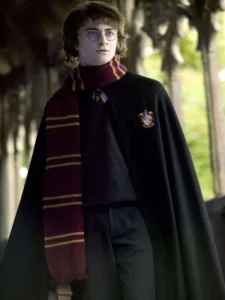 u30-Harry-Potter-Gryffindor-Robe-for-Adults