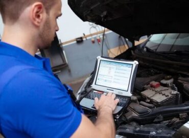 MOT Test Checklist: What to Inspect Before Booking Your Test